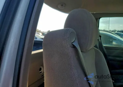 2006 Chevrolet Silverado C1500 from USA, damaged, VIN 3GCEC14X06G229213